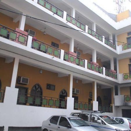 Hotel Chitra Heritage หริทวาร ภายนอก รูปภาพ